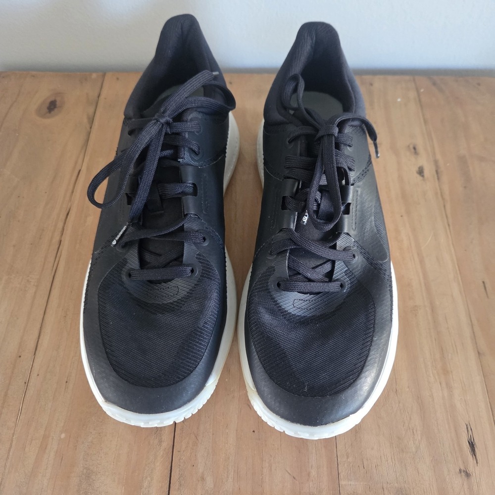 Lululemon Women's Strongfeel‎ Training Walking Jogging Shoes - Black Size 8.5